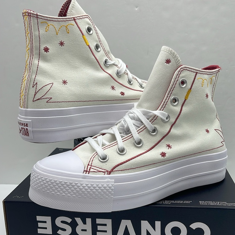 Converse Women's High-Top Platforms A13395C CTAS LIFT HI
EGRET/ASTRODUST/YELLOW - Picture 8 of 16